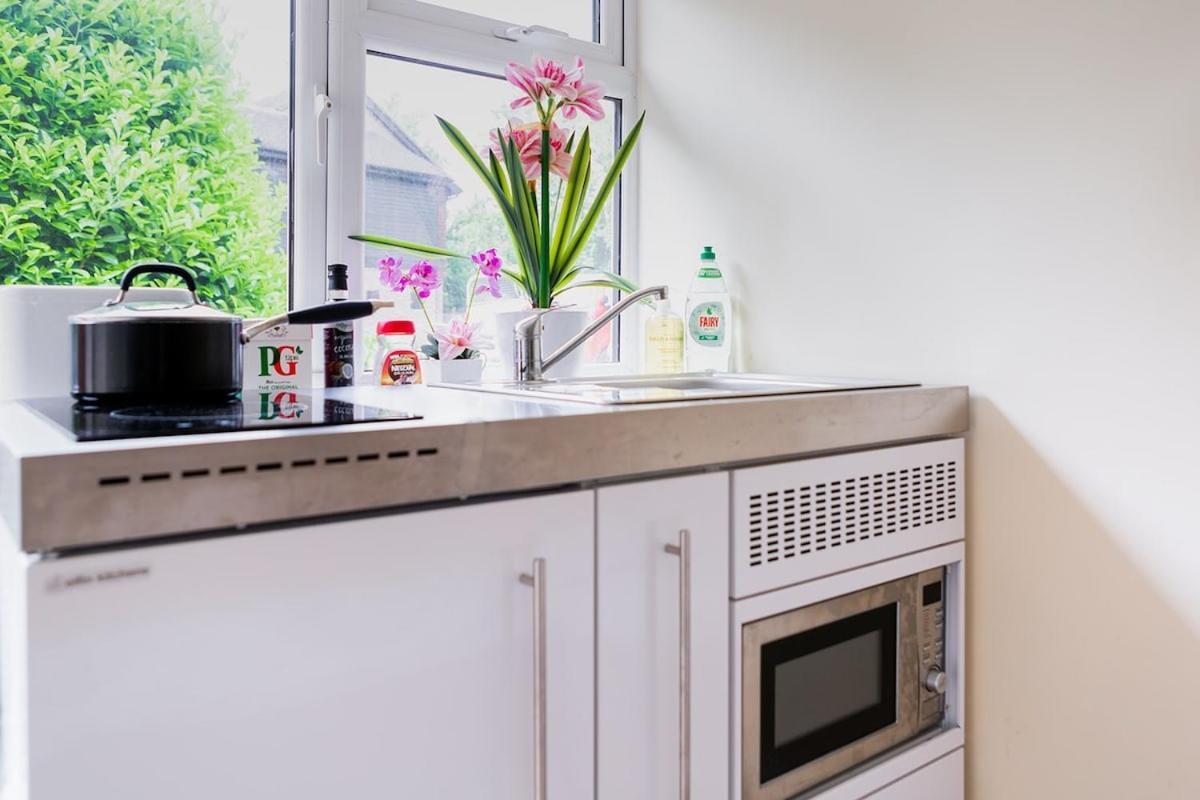 New Snug Doubleensuite In Central Форест Роу Екстериор снимка